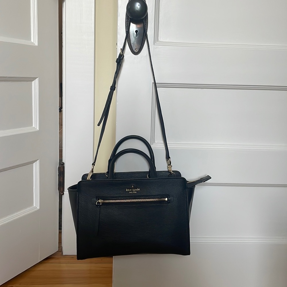 ❌❌ SOLD Kate Spade satchel with gold hardware